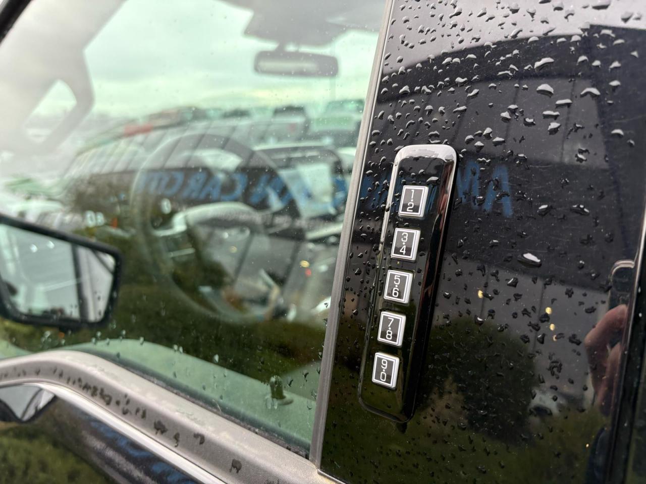 FORD F150 Supercrew LARIAT Black Package V8 5.0L FLEXFUEL
