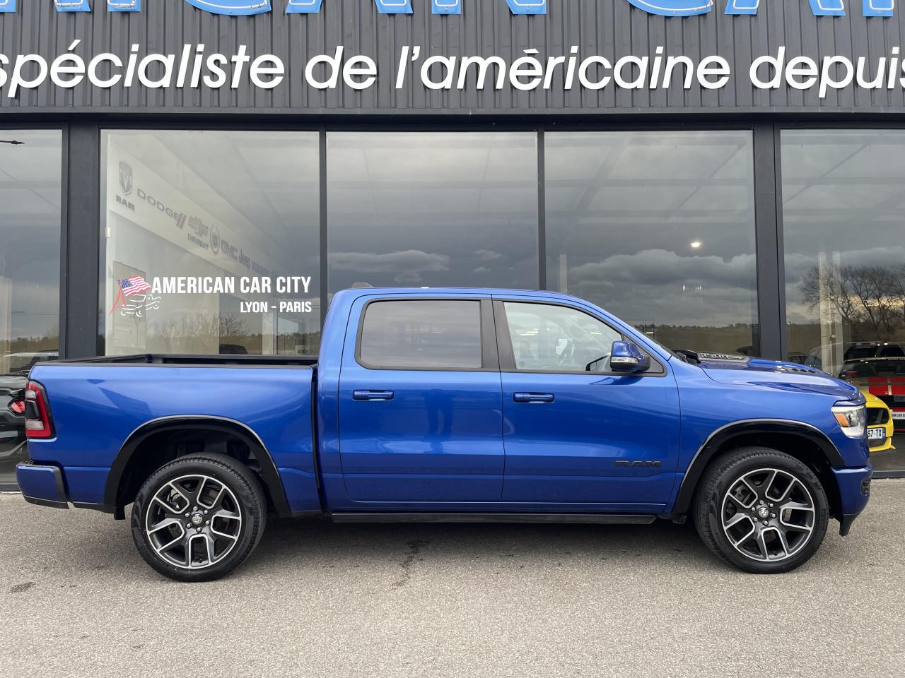 DODGE RAM 1500 CREW CAB SPORT