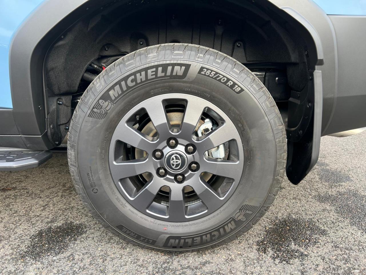 TOYOTA LAND CRUISER 4WD WAGON HYBRID - Pas de malus