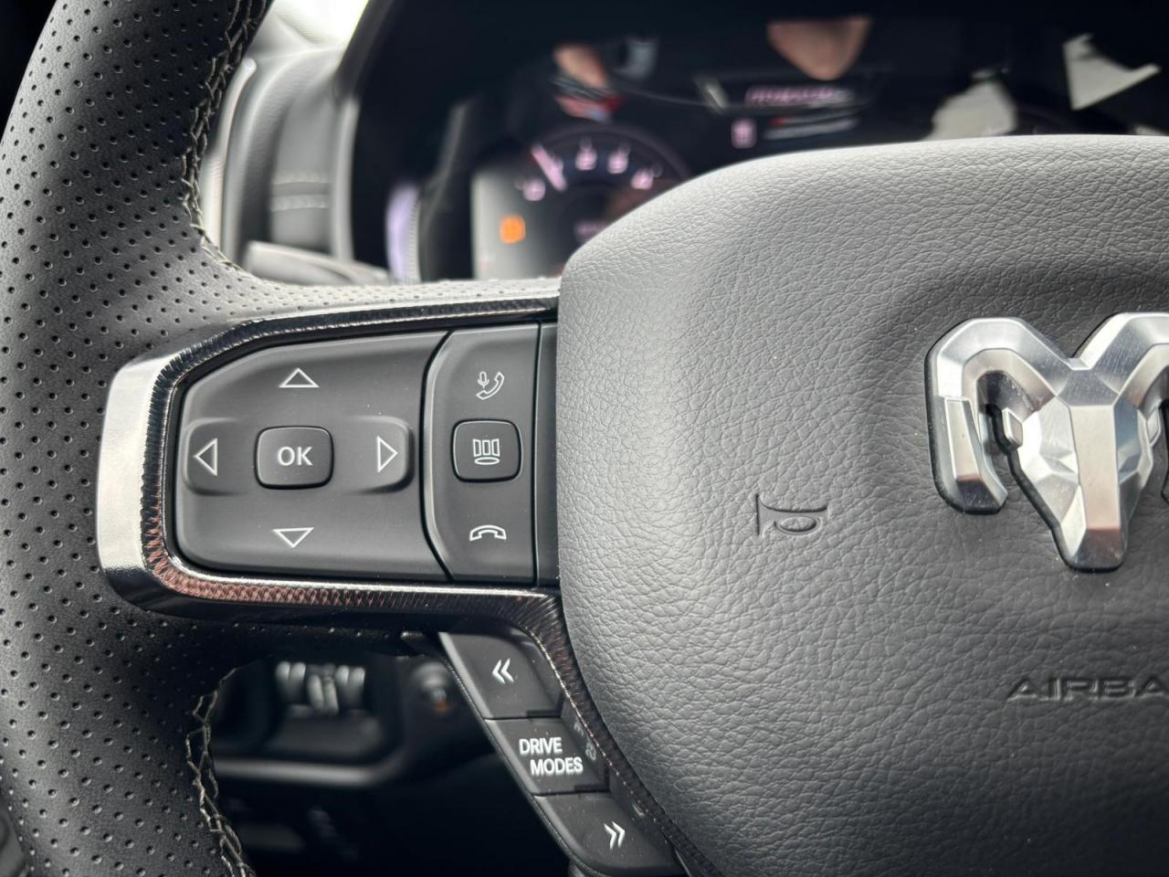 DODGE RAM 1500 CREW CAB REBEL AIR 2025