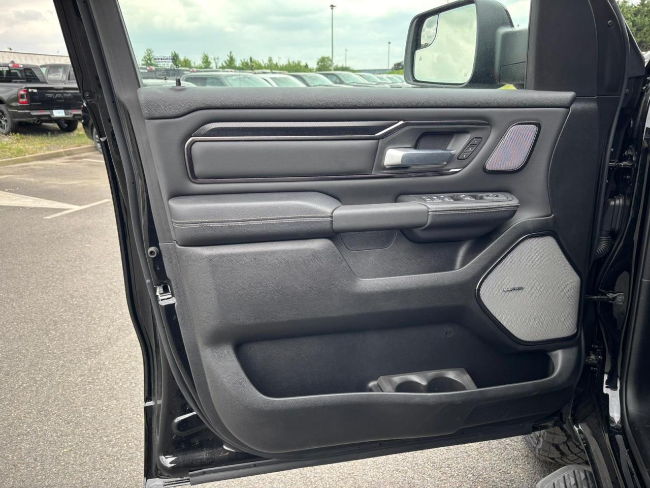 DODGE RAM 1500 CREW CAB REBEL AIR 2025