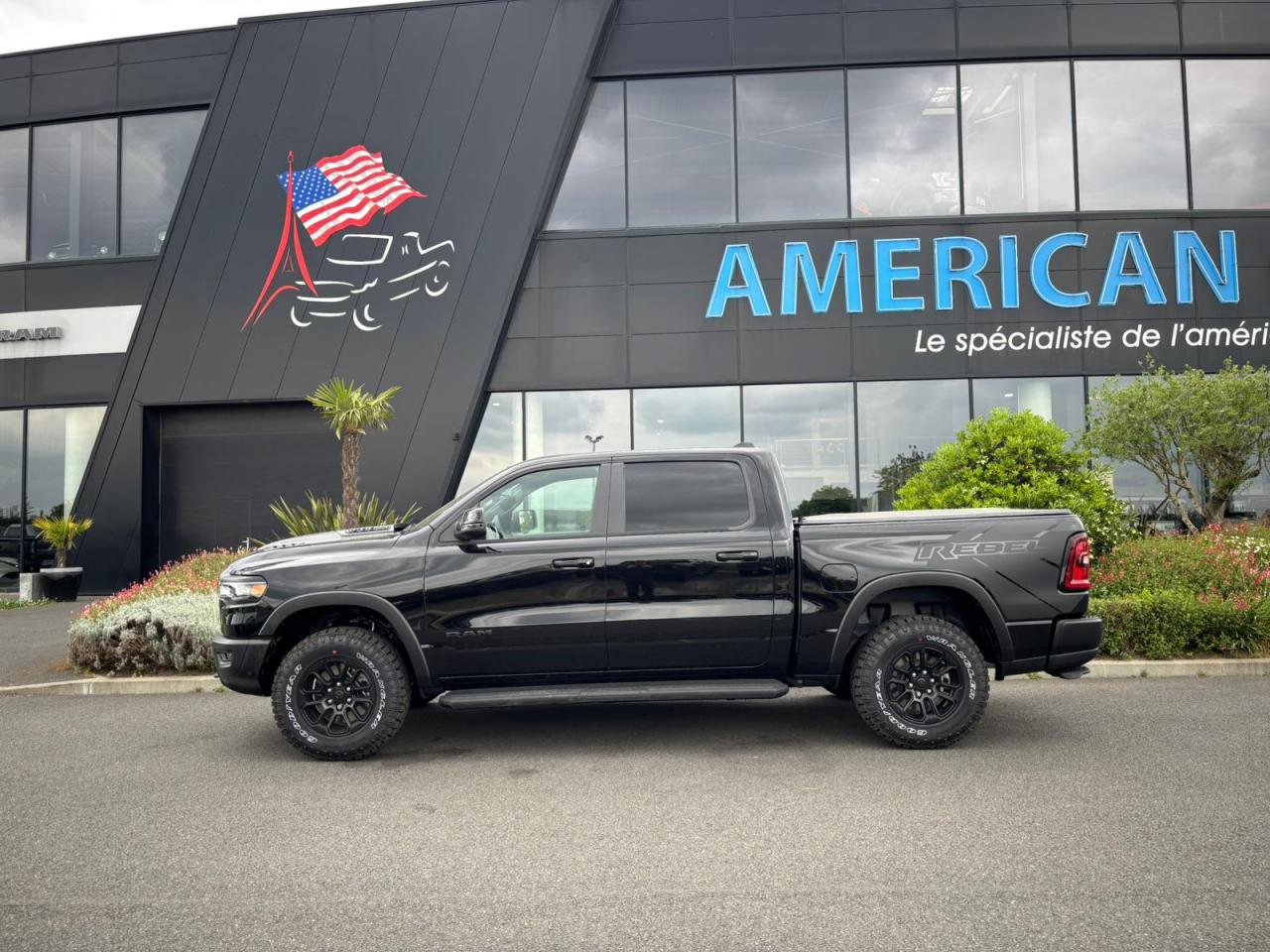 DODGE RAM 1500 CREW CAB REBEL AIR 2025