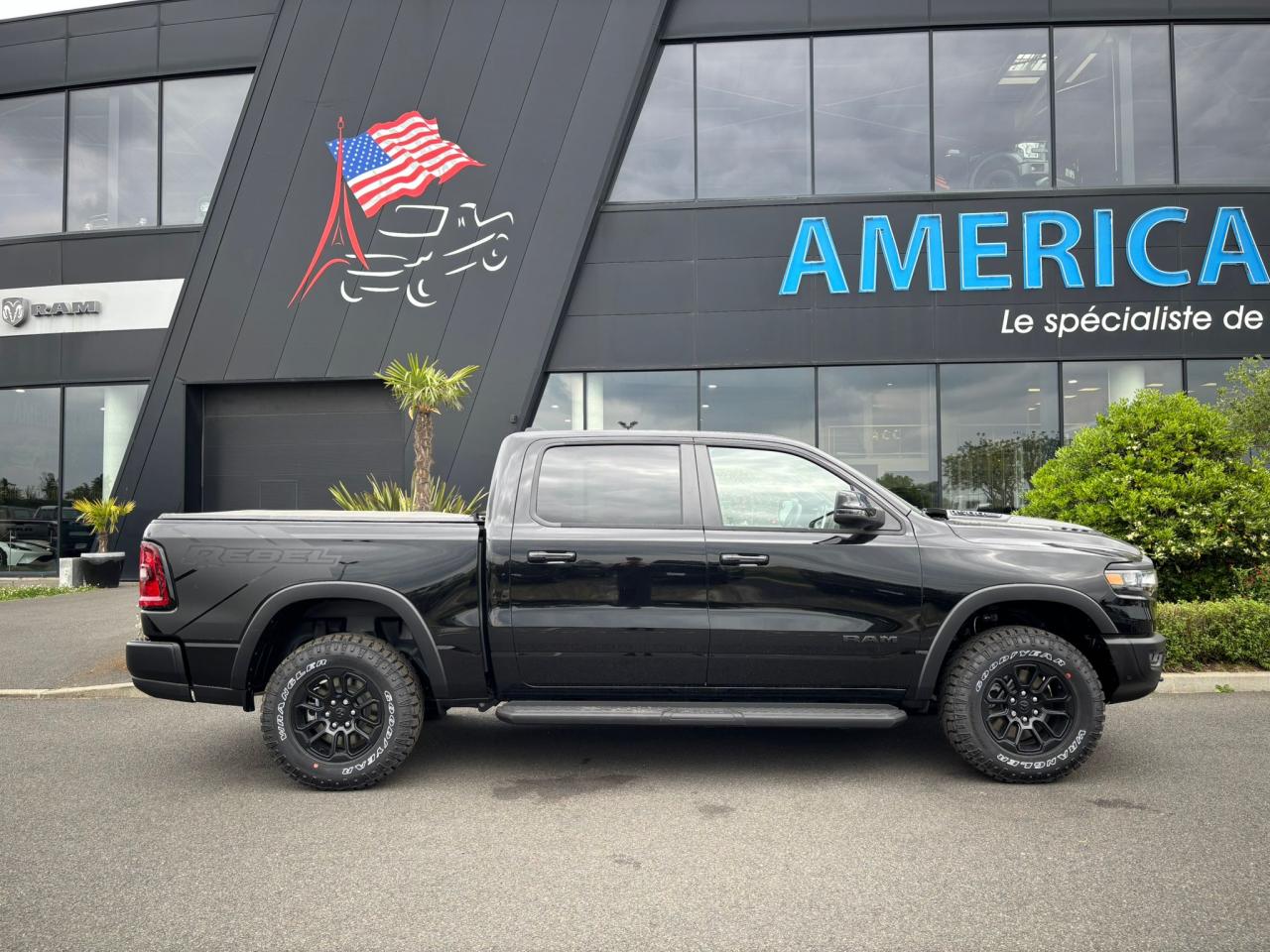 DODGE RAM 1500 CREW CAB REBEL AIR 2025
