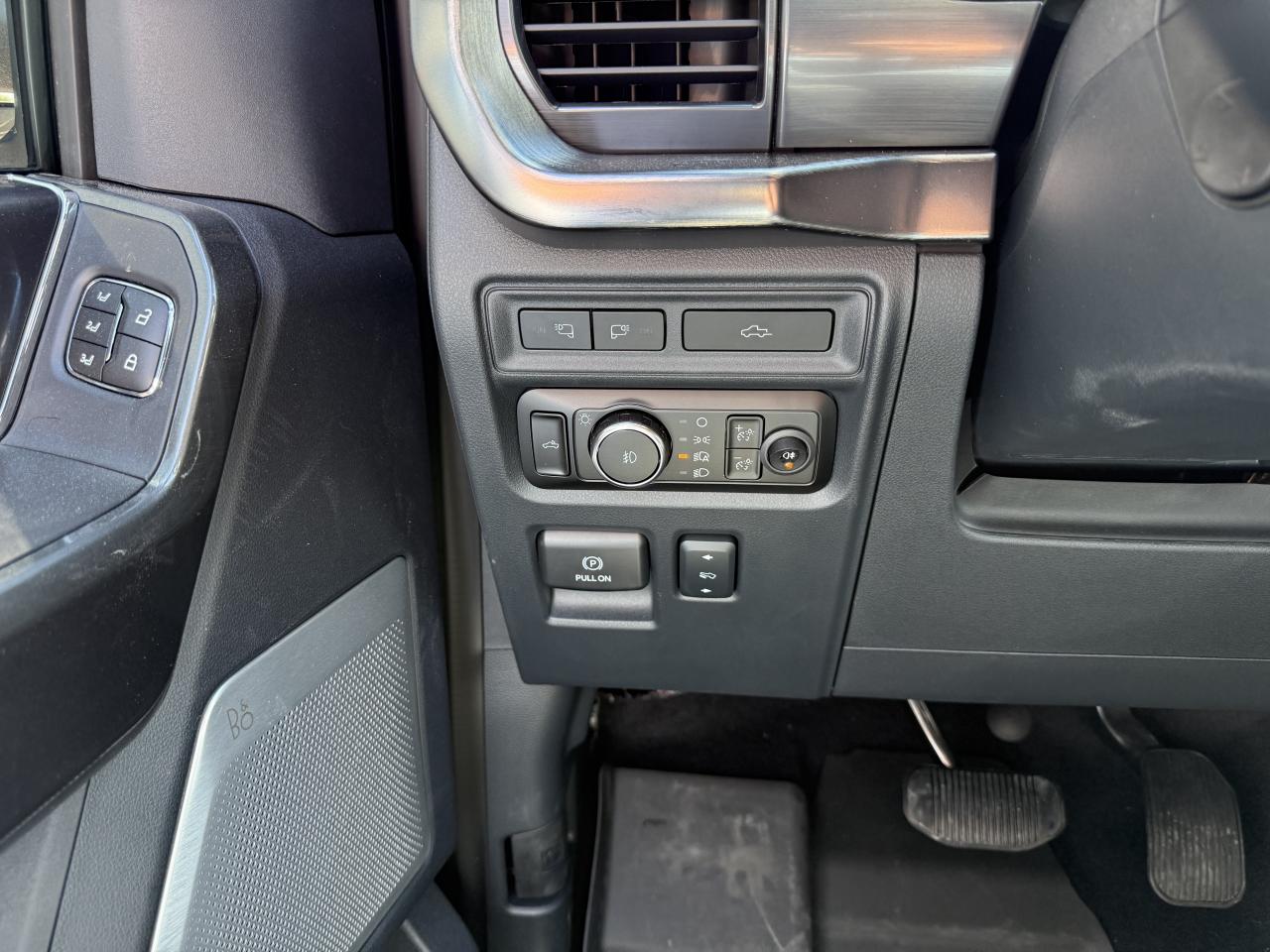 FORD F150 Supercrew LARIAT Black Package V8 5.0L FLEXFUEL