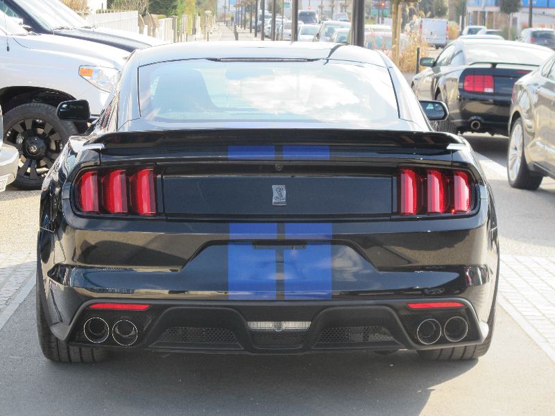 Ford Mustang Shelby gt350 v8 5.2l 526ch