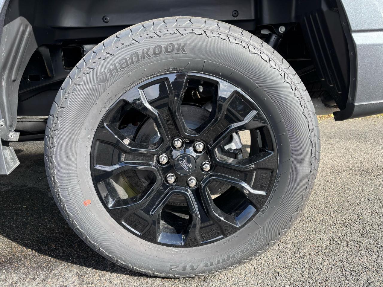 FORD F150 Supercrew LARIAT Black Package V8 5.0L FLEXFUEL