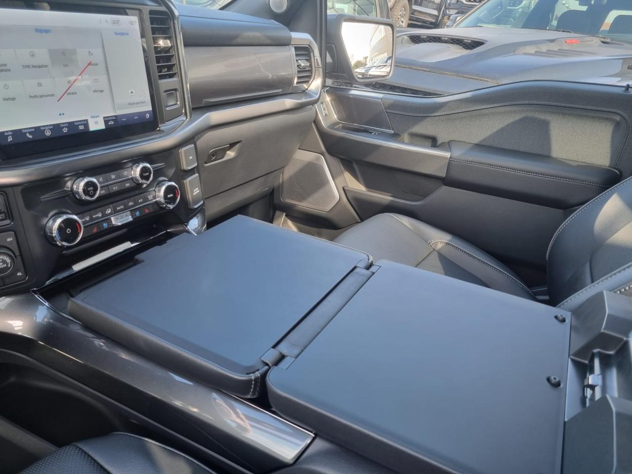 FORD F150 Supercrew LARIAT Black Package V8 5.0L FLEXFUEL