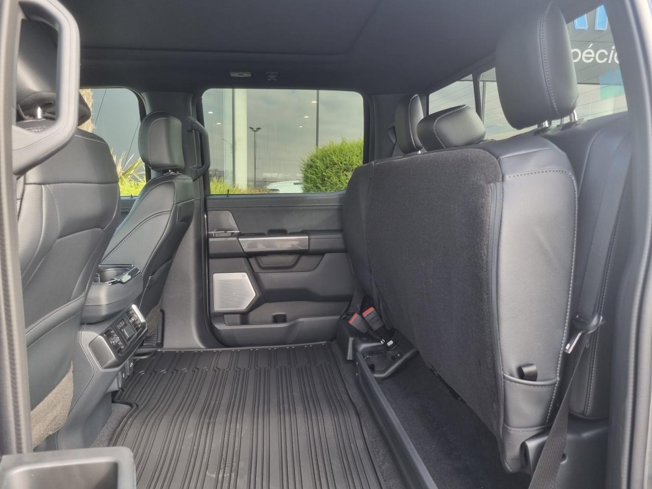 FORD F150 Supercrew LARIAT Black Package V8 5.0L FLEXFUEL