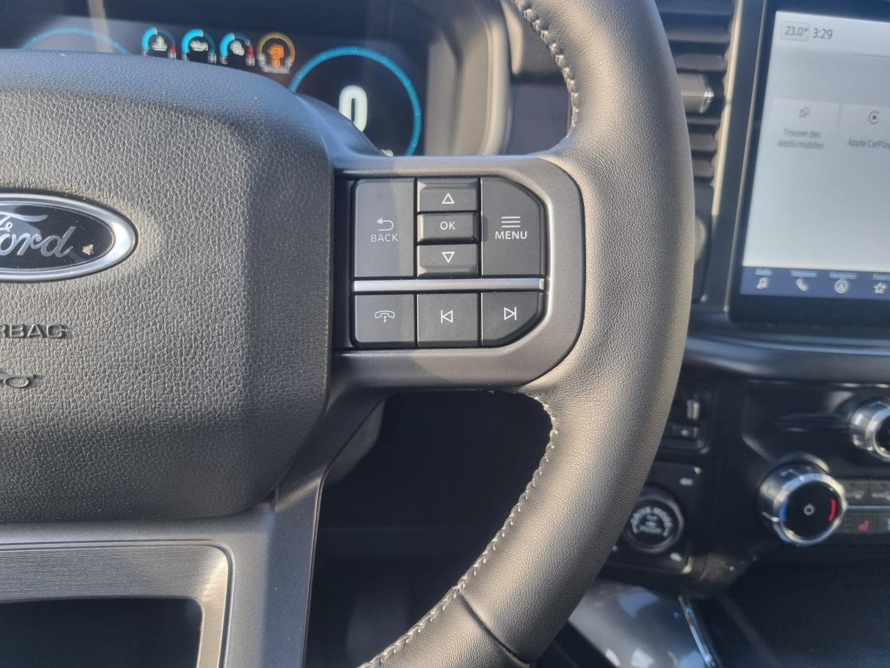FORD F150 Supercrew LARIAT Black Package V8 5.0L FLEXFUEL