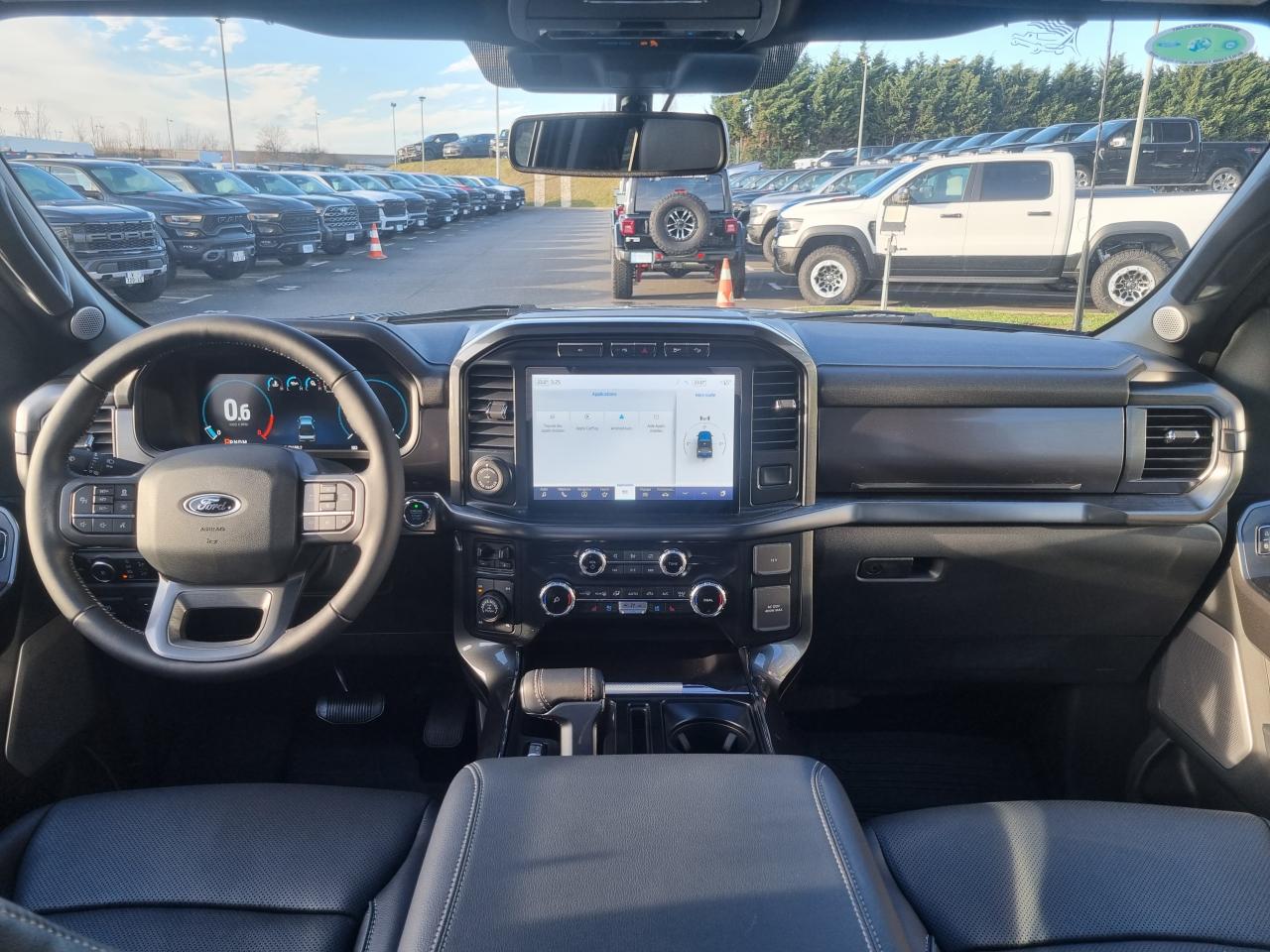 FORD F150 Supercrew LARIAT Black Package V8 5.0L FLEXFUEL