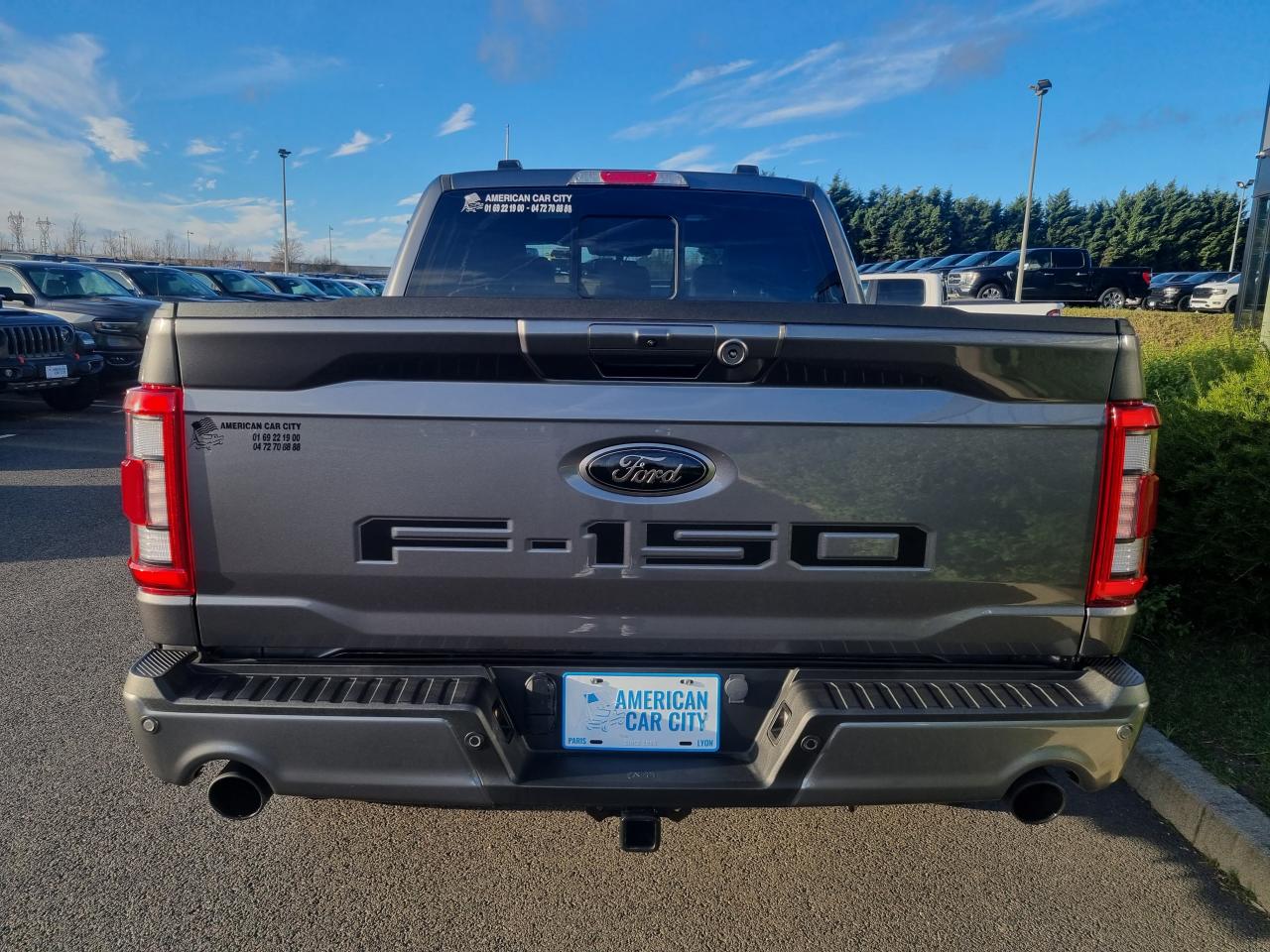 FORD F150 Supercrew LARIAT Black Package V8 5.0L FLEXFUEL