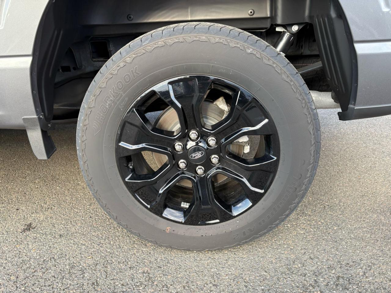 FORD F150 Supercrew LARIAT Black Package V8 5.0L FLEXFUEL