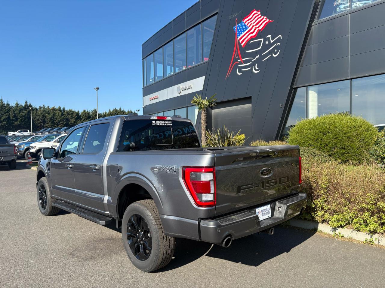 FORD F150 Supercrew LARIAT Black Package V8 5.0L FLEXFUEL