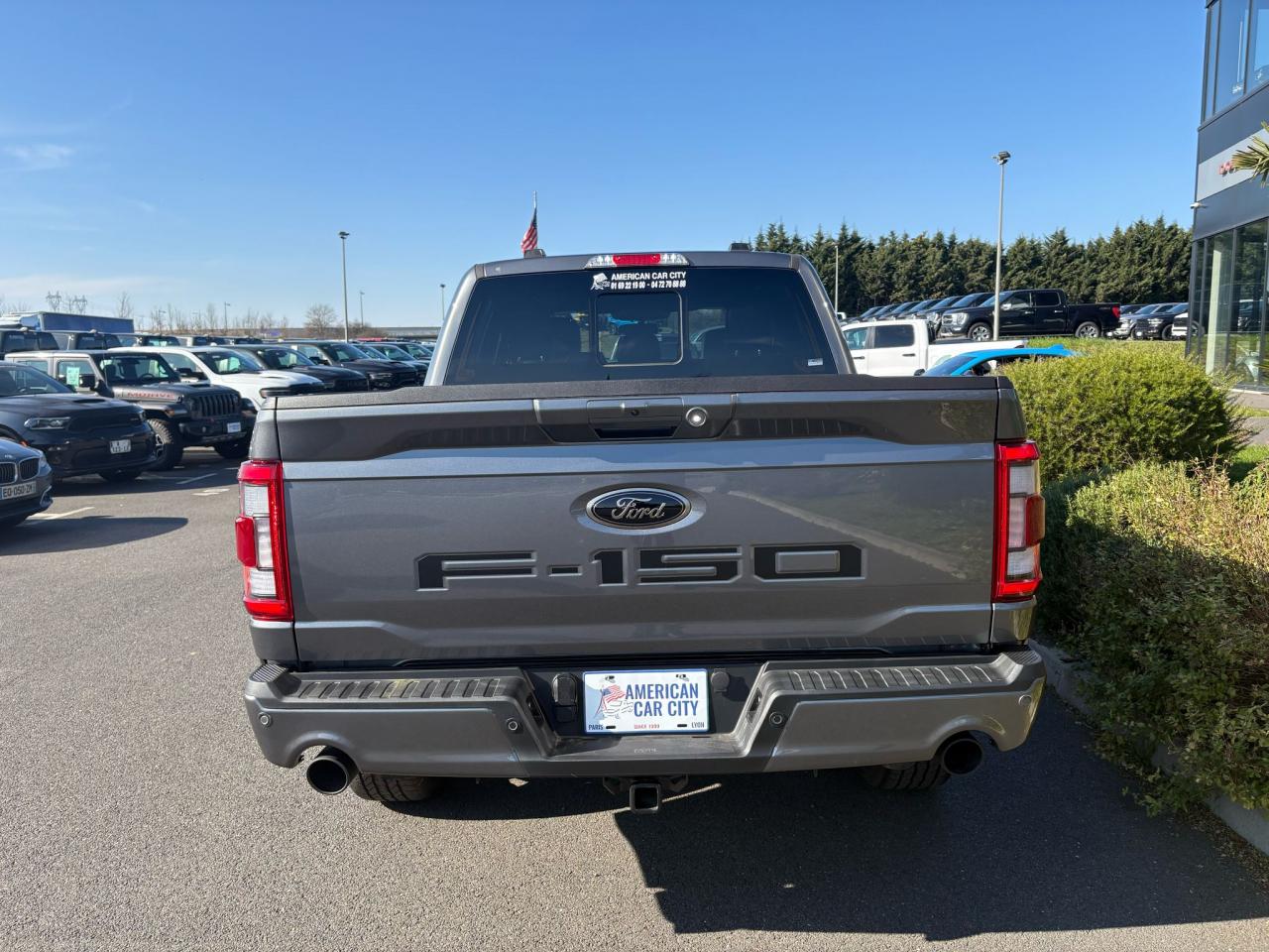 FORD F150 Supercrew LARIAT Black Package V8 5.0L FLEXFUEL