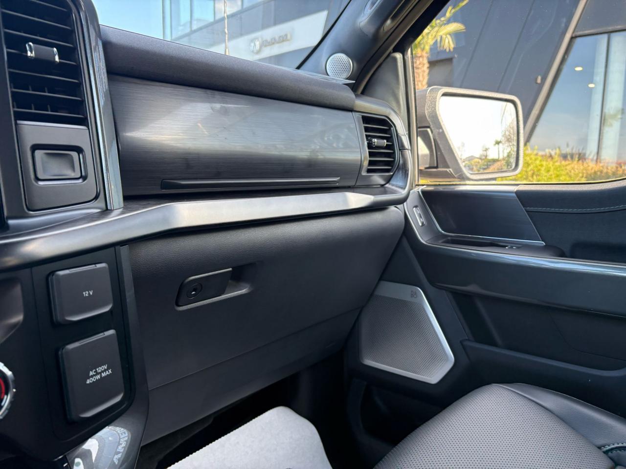 FORD F150 Supercrew LARIAT Black Package V8 5.0L FLEXFUEL