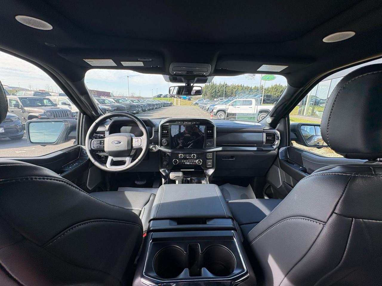 FORD F150 Supercrew LARIAT Black Package V8 5.0L FLEXFUEL