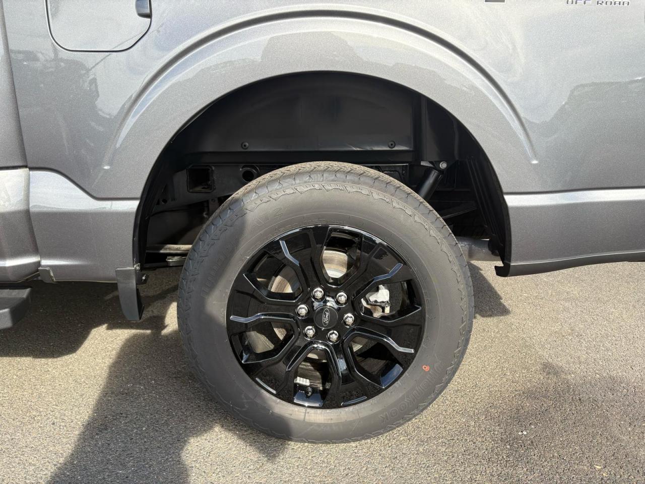 FORD F150 Supercrew LARIAT Black Package V8 5.0L FLEXFUEL