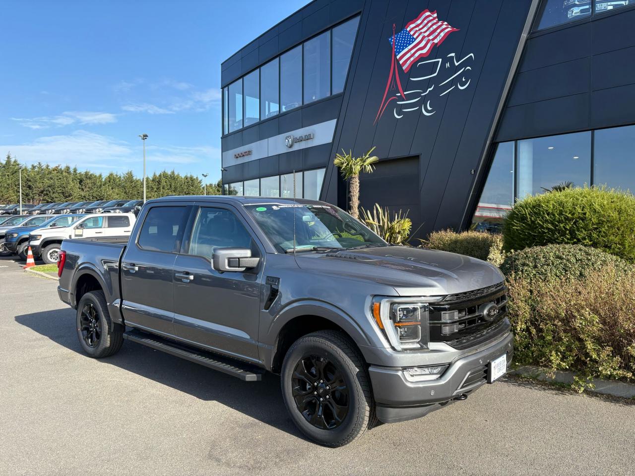 FORD F150 Supercrew LARIAT Black Package V8 5.0L FLEXFUEL