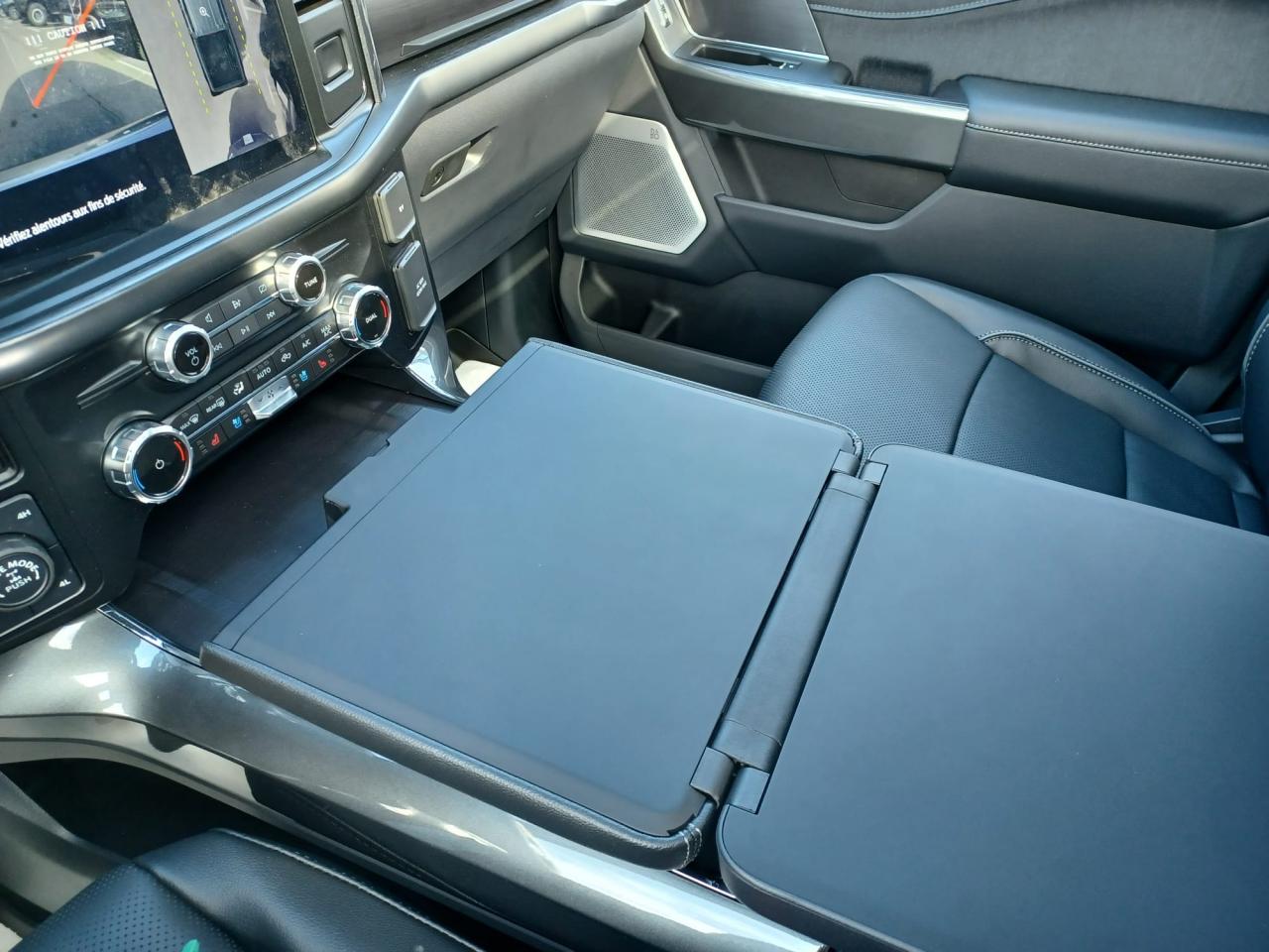 FORD F150 Supercrew LARIAT Black Package V8 5.0L FLEXFUEL