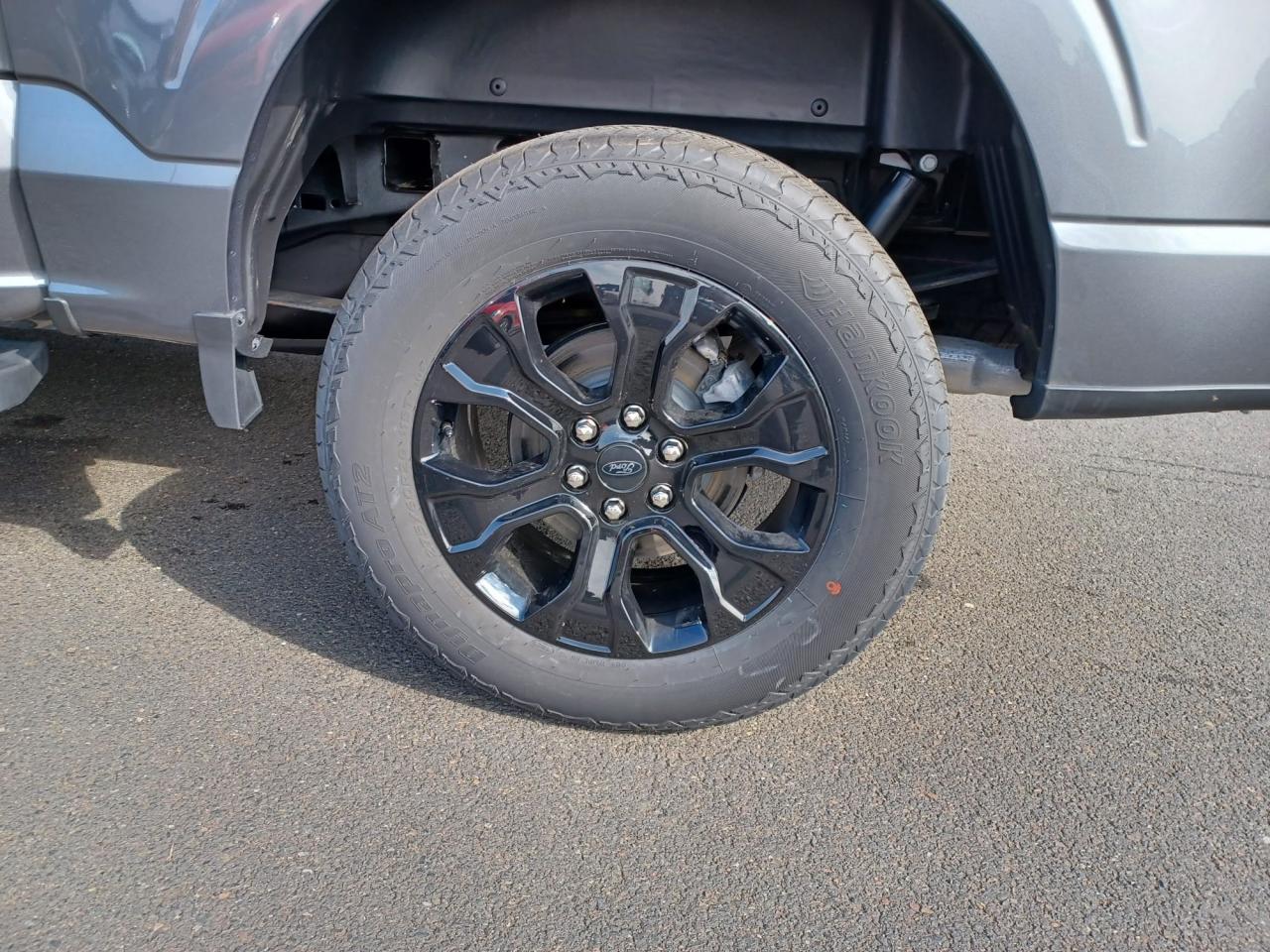 FORD F150 Supercrew LARIAT Black Package V8 5.0L FLEXFUEL