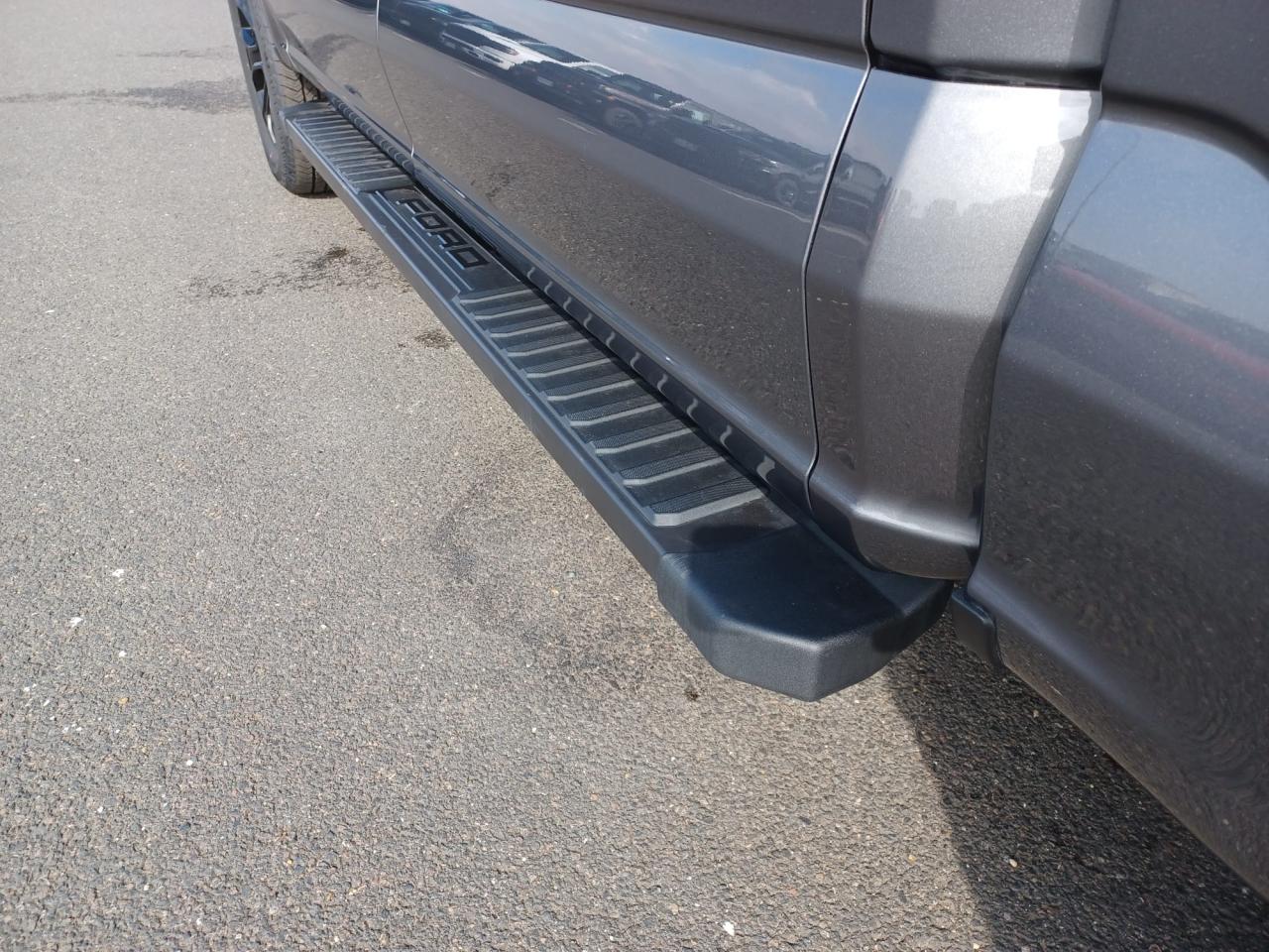 FORD F150 Supercrew LARIAT Black Package V8 5.0L FLEXFUEL