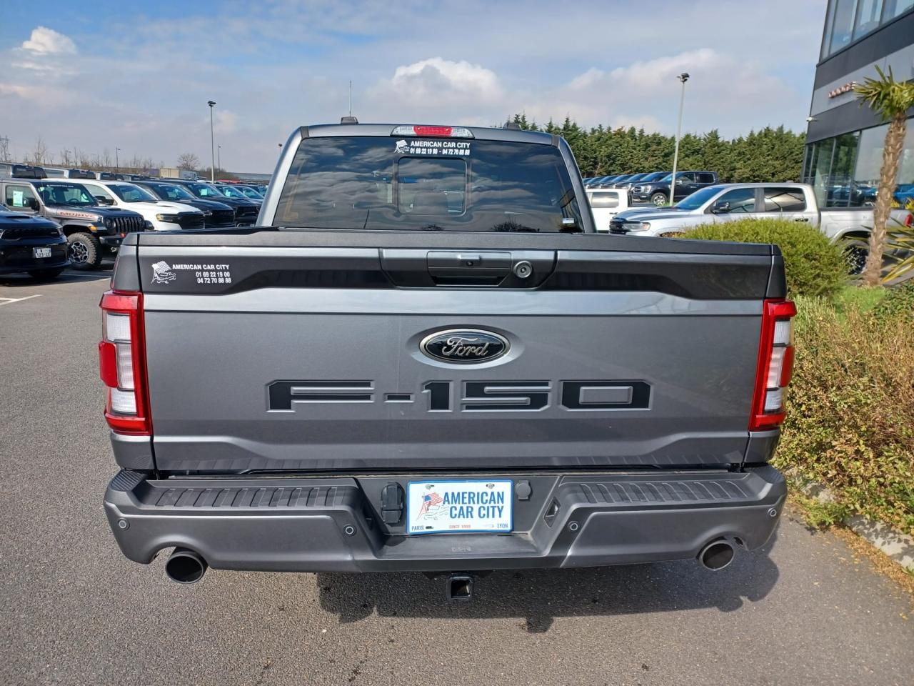 FORD F150 Supercrew LARIAT Black Package V8 5.0L FLEXFUEL