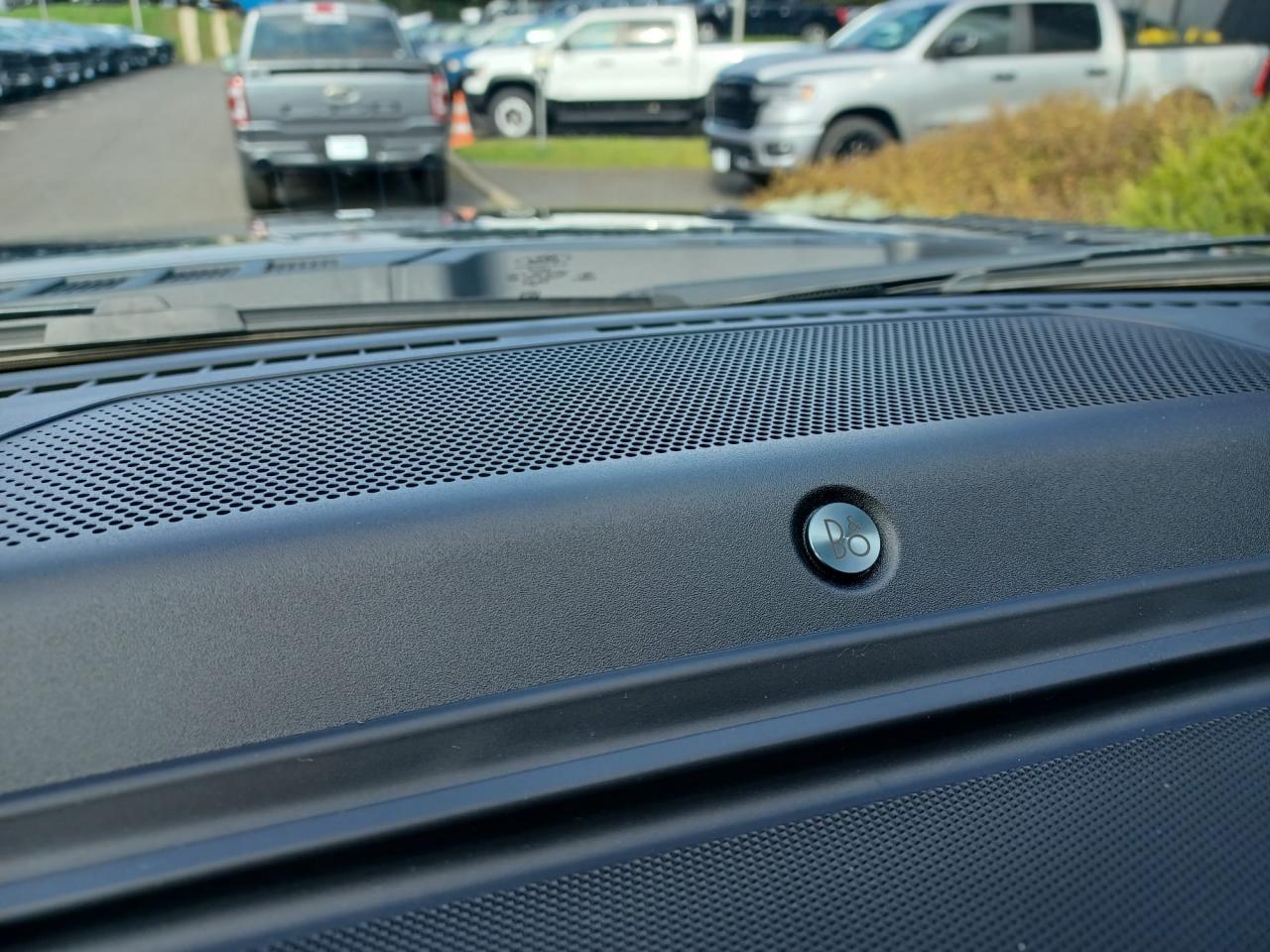 FORD F150 Supercrew LARIAT Black Package V8 5.0L FLEXFUEL