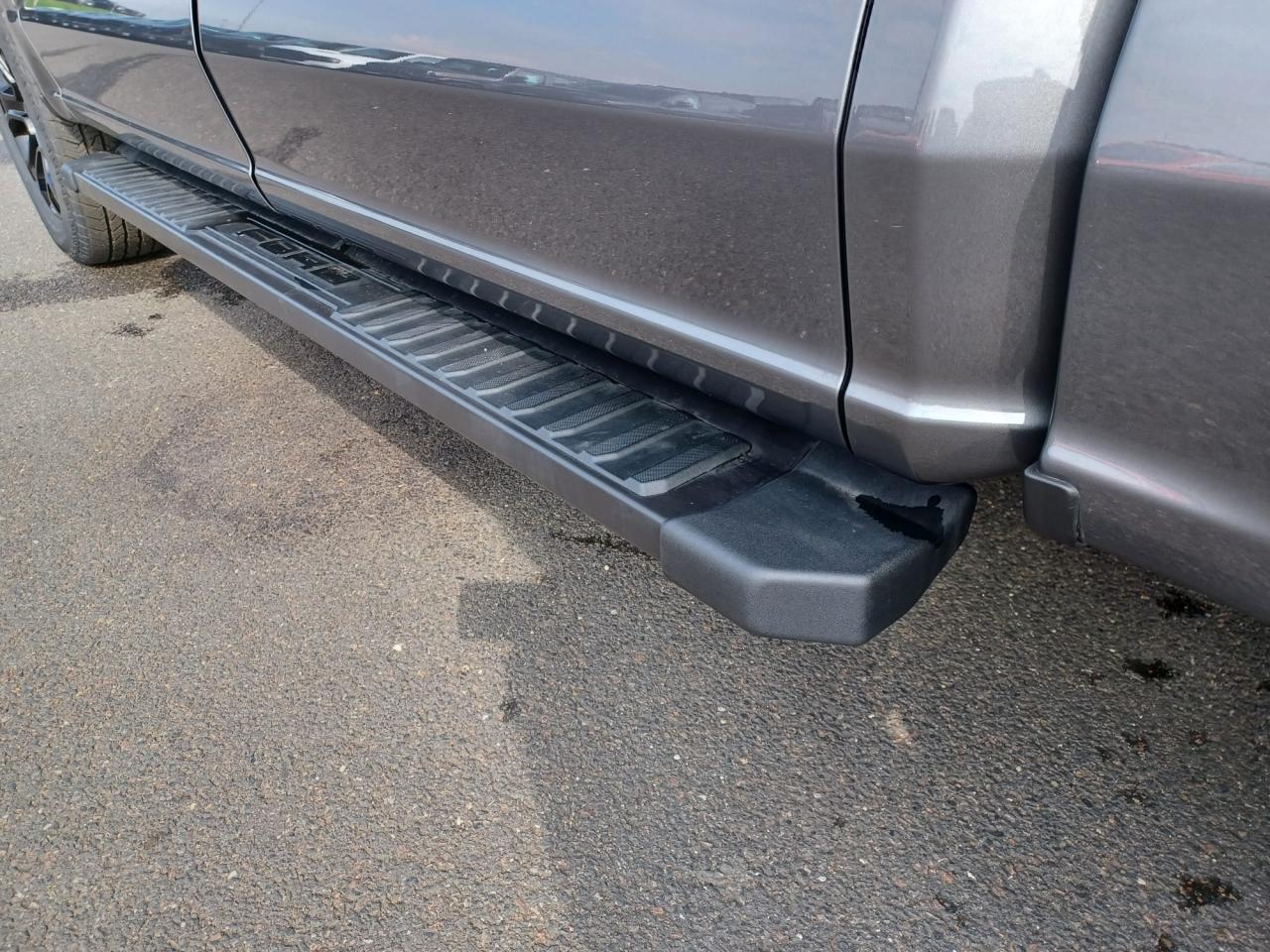 FORD F150 Supercrew LARIAT Black Package V8 5.0L FLEXFUEL