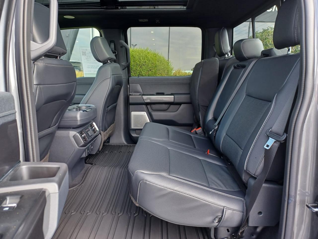 FORD F150 Supercrew LARIAT Black Package V8 5.0L FLEXFUEL