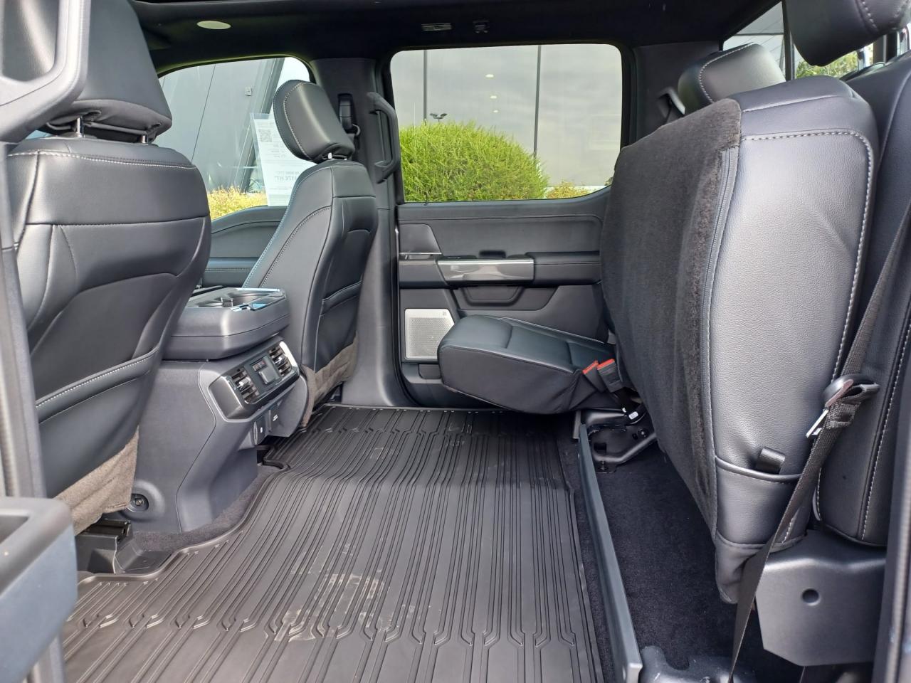 FORD F150 Supercrew LARIAT Black Package V8 5.0L FLEXFUEL