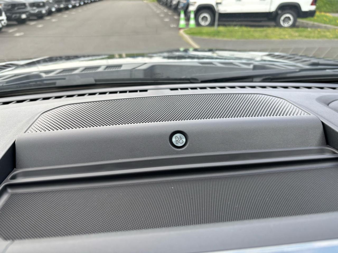 FORD F150 Supercrew LARIAT Black Package V8 5.0L FLEXFUEL