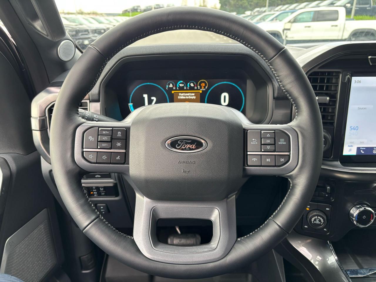 FORD F150 Supercrew LARIAT Black Package V8 5.0L FLEXFUEL