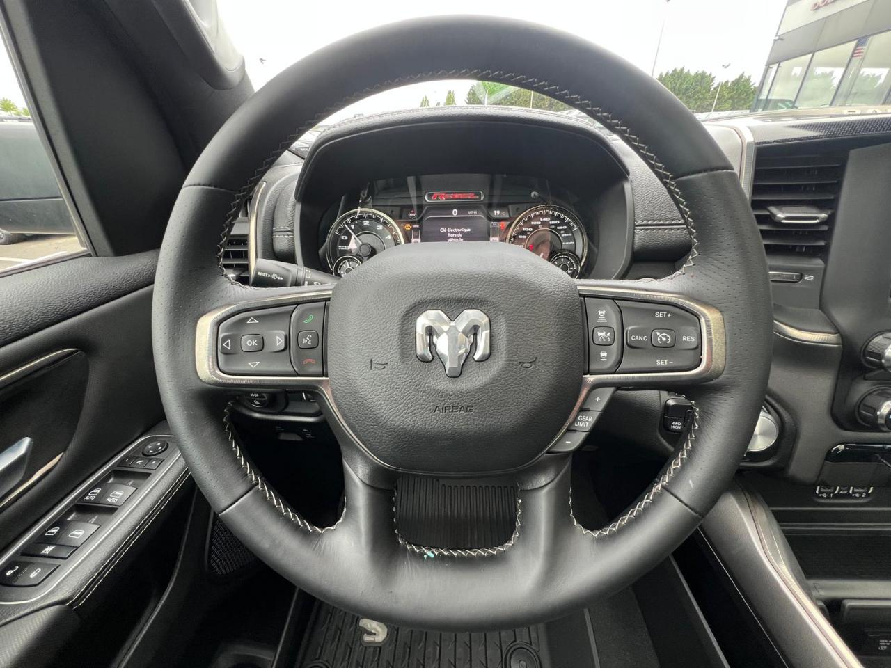 DODGE RAM 1500 CREW REBEL NIGHT EDITION AIR