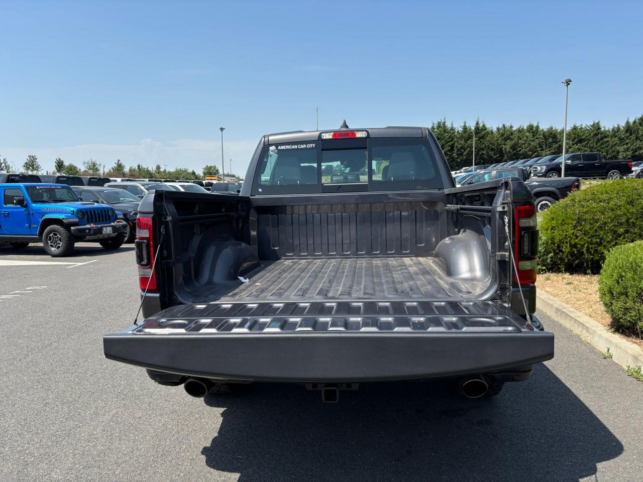 DODGE RAM 1500 CREW REBEL NIGHT EDITION AIR
