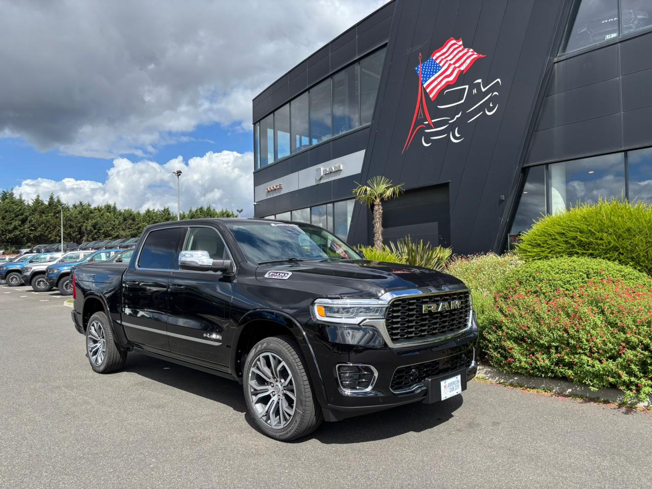 DODGE RAM 1500 CREW TUNGSTEN AIR RAMBOX