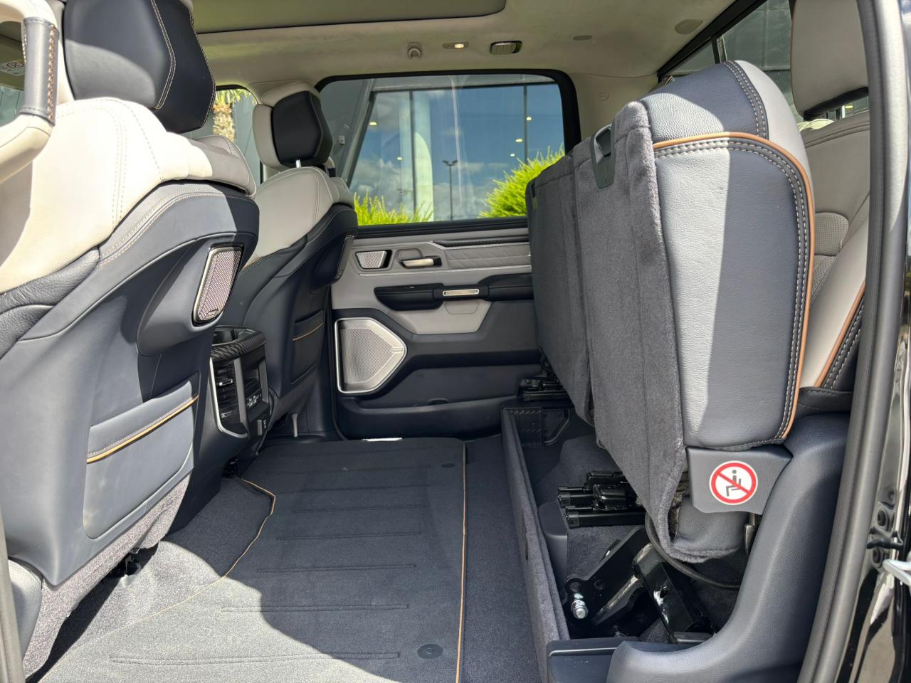 DODGE RAM 1500 CREW TUNGSTEN AIR RAMBOX