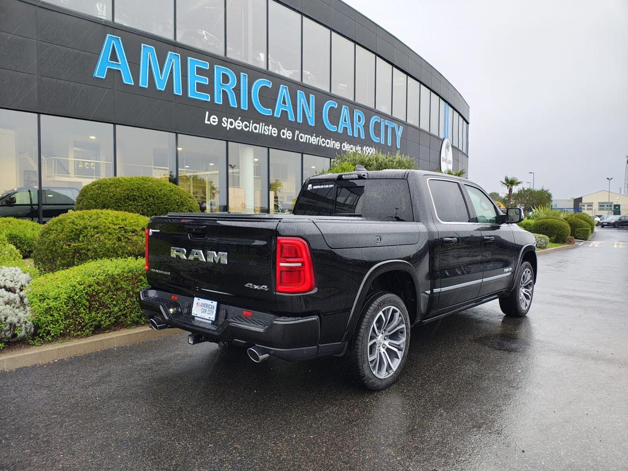 DODGE RAM 1500 CREW TUNGSTEN AIR RAMBOX