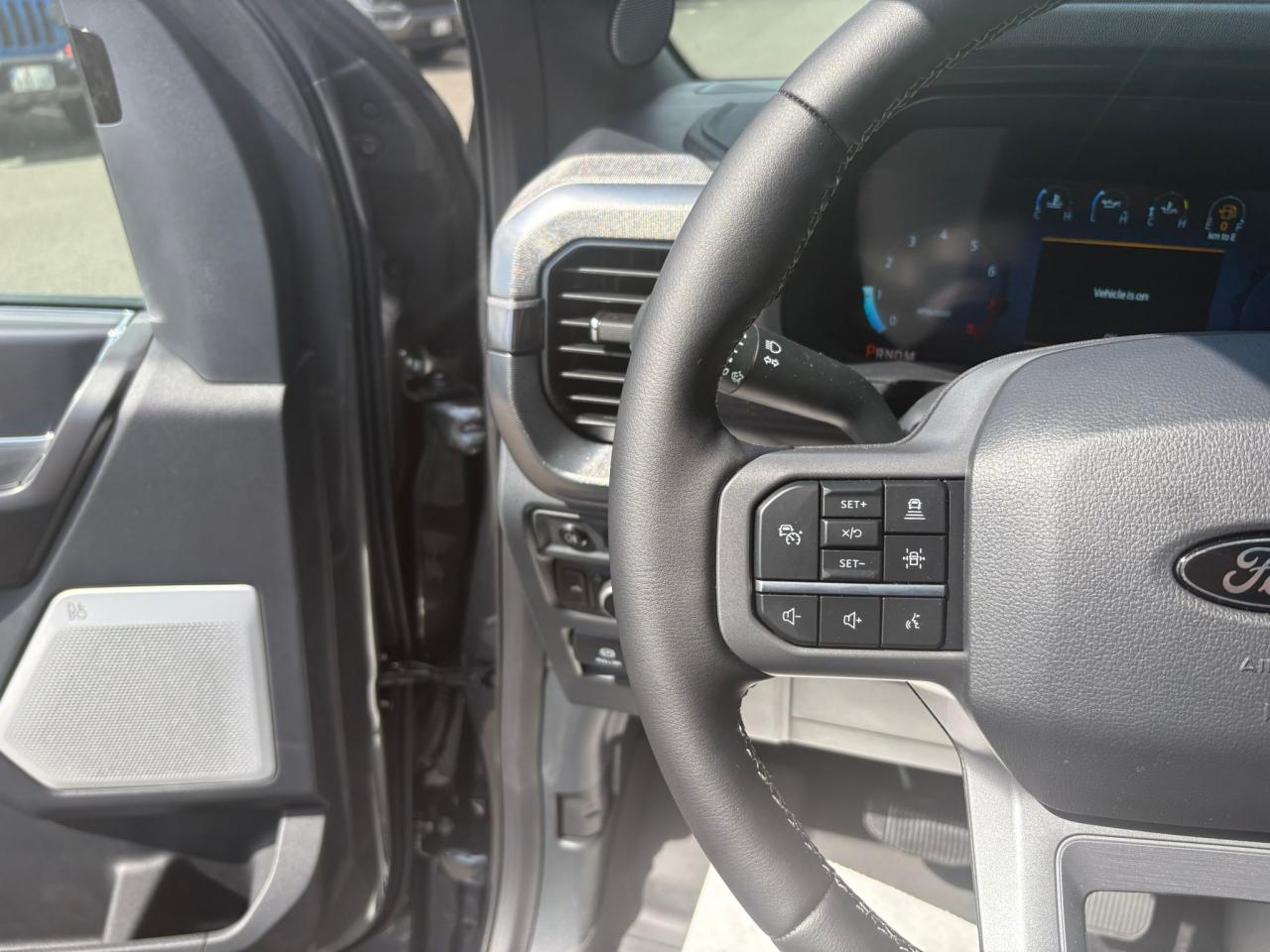 FORD F150 Supercrew LARIAT Black Package V8 5.0L FLEXFUEL
