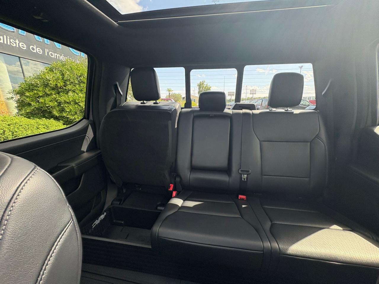 FORD F150 Supercrew LARIAT Black Package V8 5.0L FLEXFUEL