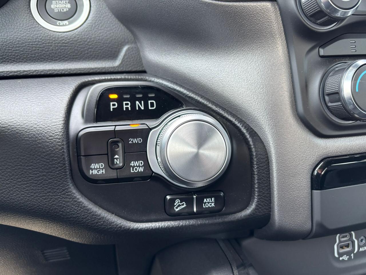 DODGE RAM 1500 CREW REBEL NIGHT EDITION AIR