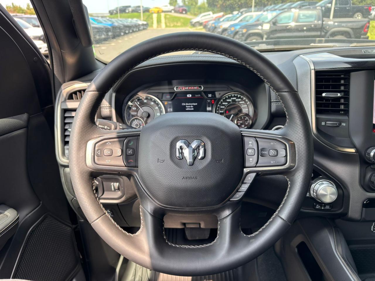 DODGE RAM 1500 CREW REBEL NIGHT EDITION AIR