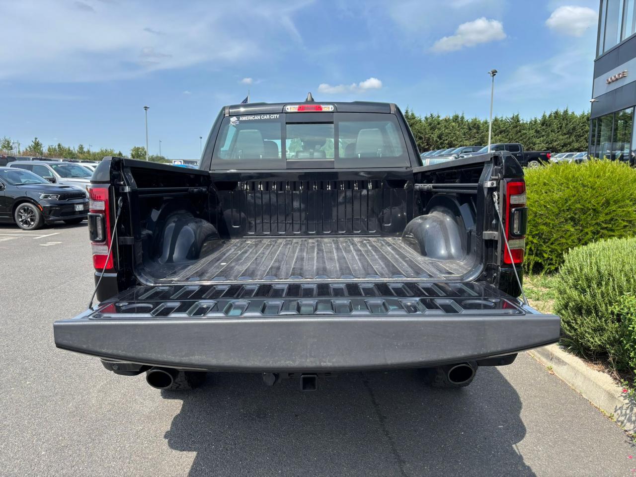 DODGE RAM 1500 CREW REBEL NIGHT EDITION AIR