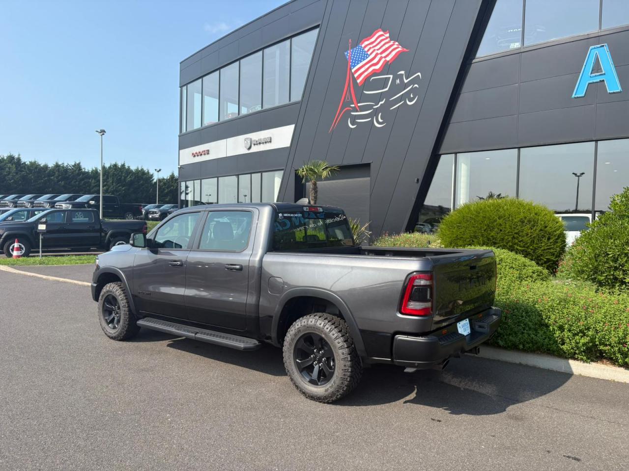 DODGE RAM 1500 CREW REBEL NIGHT EDITION AIR