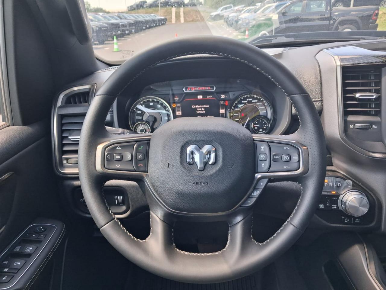 DODGE RAM 1500 CREW REBEL NIGHT EDITION AIR