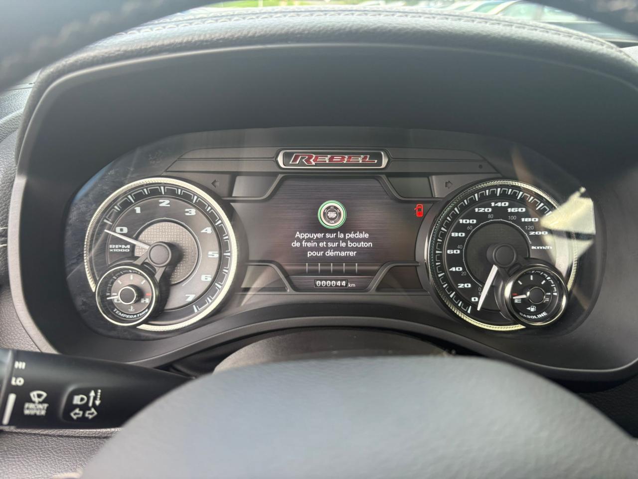 DODGE RAM 1500 CREW REBEL NIGHT EDITION AIR