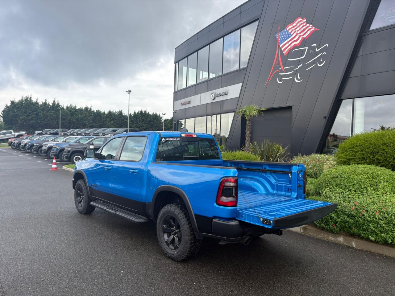 DODGE RAM 1500 CREW REBEL NIGHT EDITION AIR