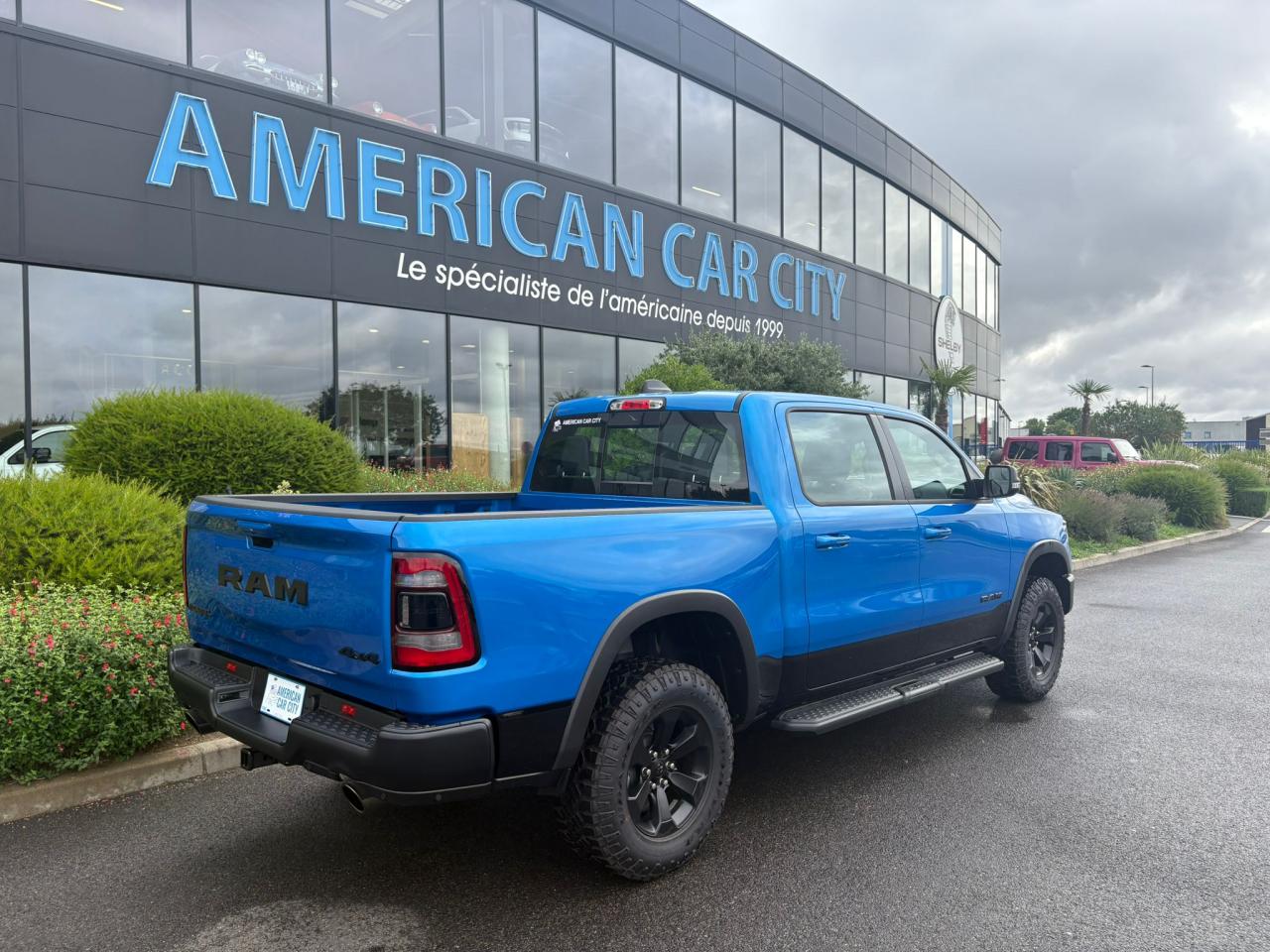 DODGE RAM 1500 CREW REBEL NIGHT EDITION AIR
