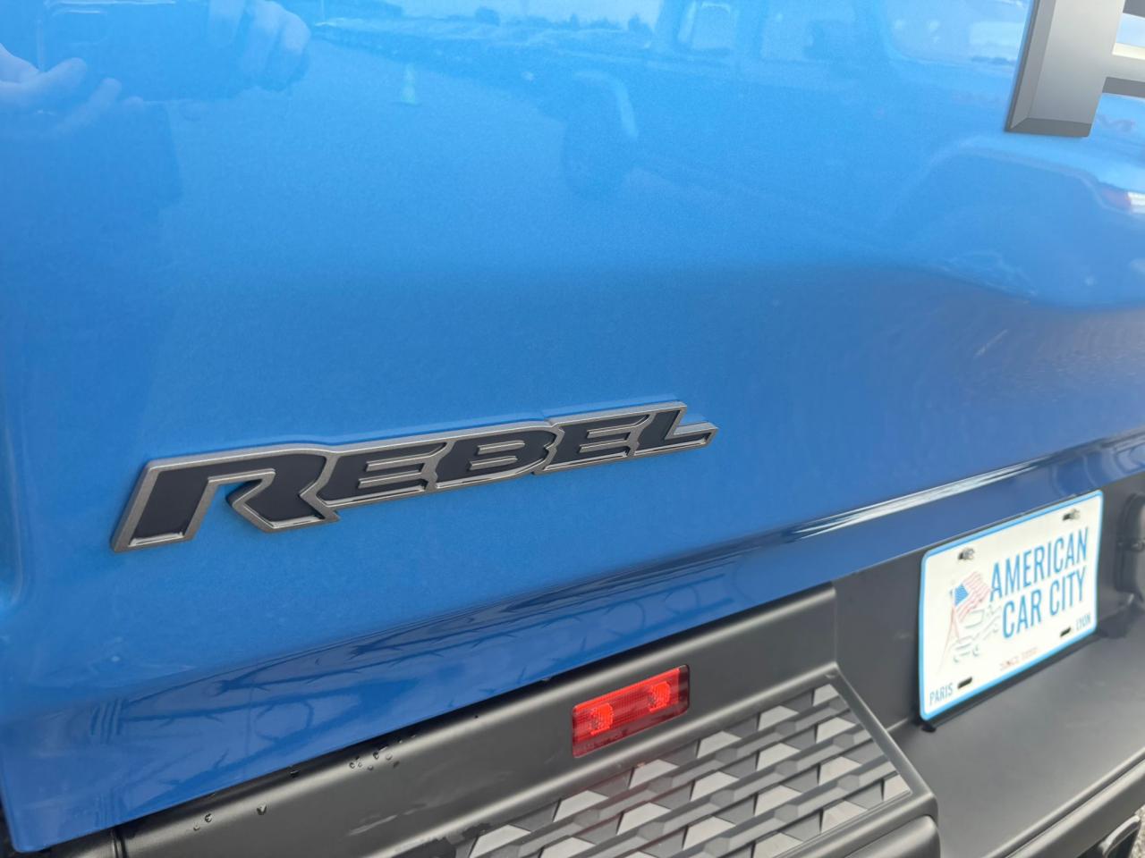 DODGE RAM 1500 CREW REBEL NIGHT EDITION AIR