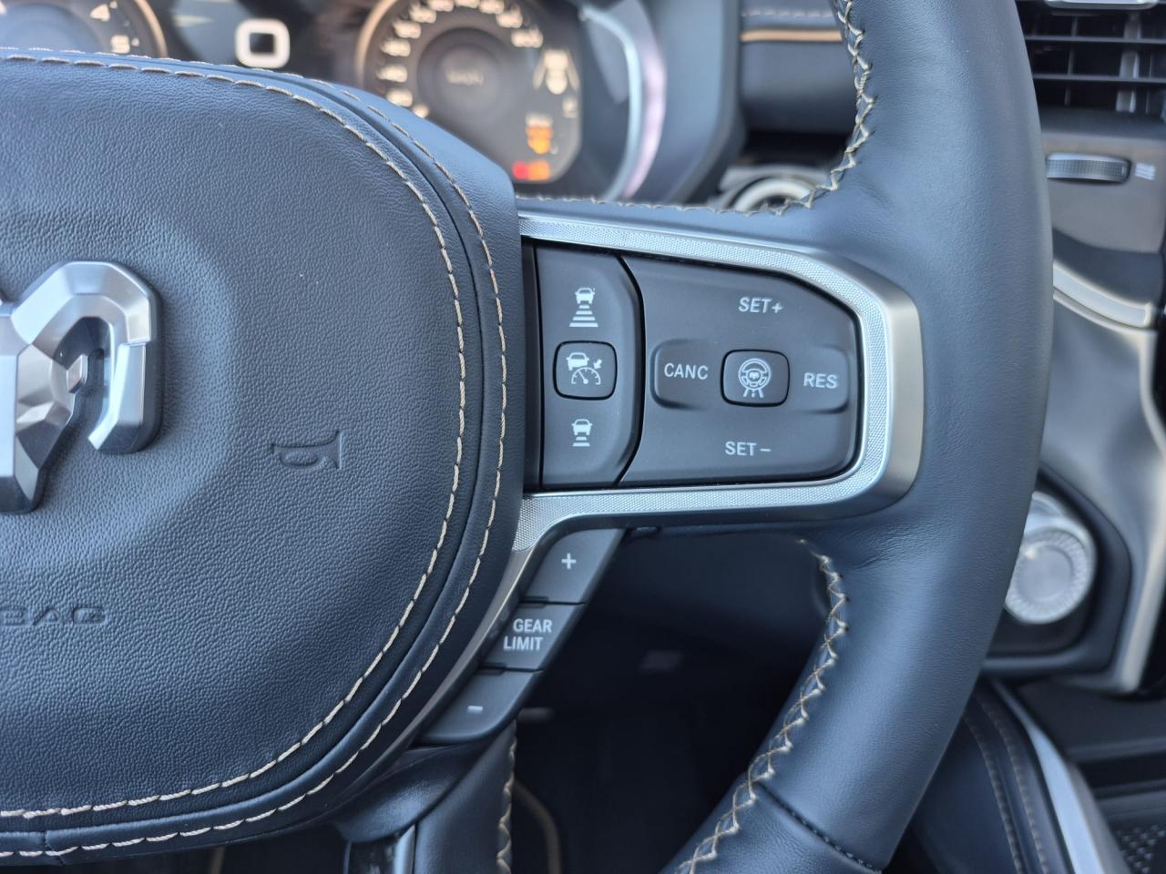 DODGE RAM 1500 CREW TUNGSTEN AIR RAMBOX HAYON MULTI