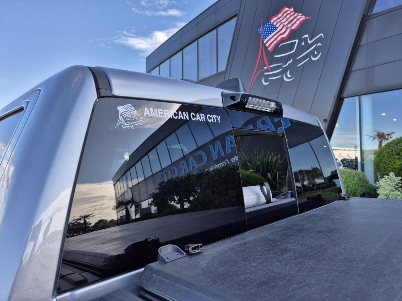 DODGE RAM 1500 CREW TUNGSTEN AIR RAMBOX HAYON MULTI